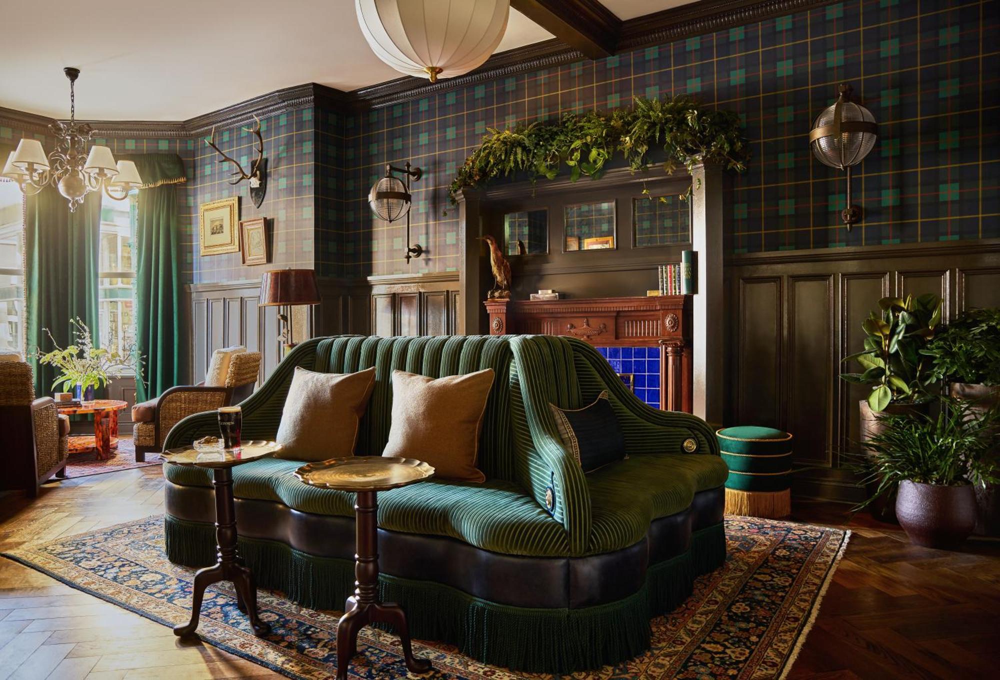 Adelphi Portrush Hotell Eksteriør bilde